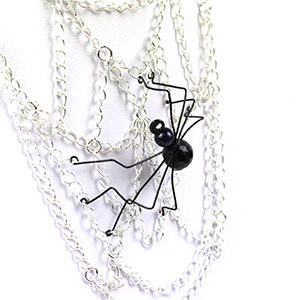 create a spiders web necklace